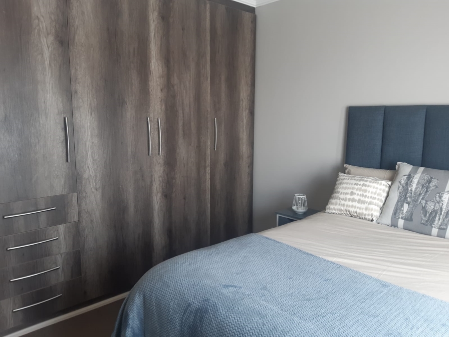 To Let 3 Bedroom Property for Rent in Hillside Free State